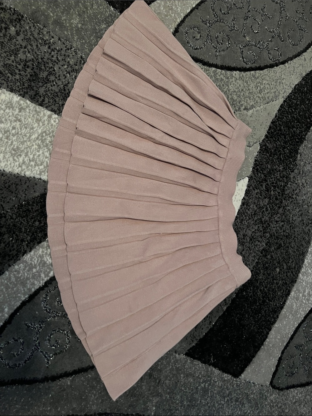 Dynamite Pleated Knit Skater Skirt - Dusty Rose